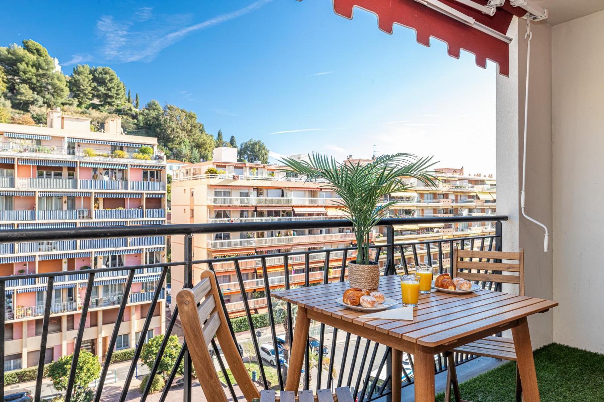 Intercontinental Superbe Appartement Avec Piscine Мантон Екстер'єр фото